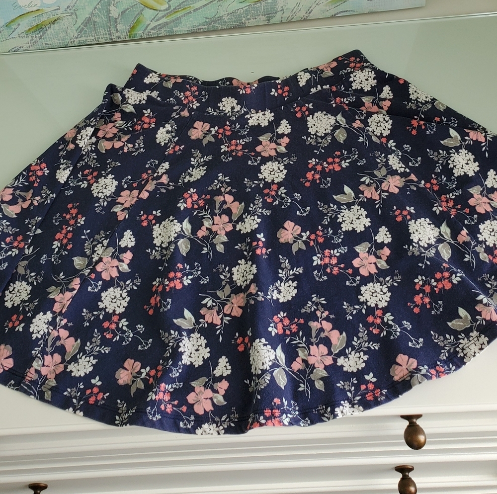 Flowered skirt